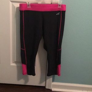 BCG Capri Leggings